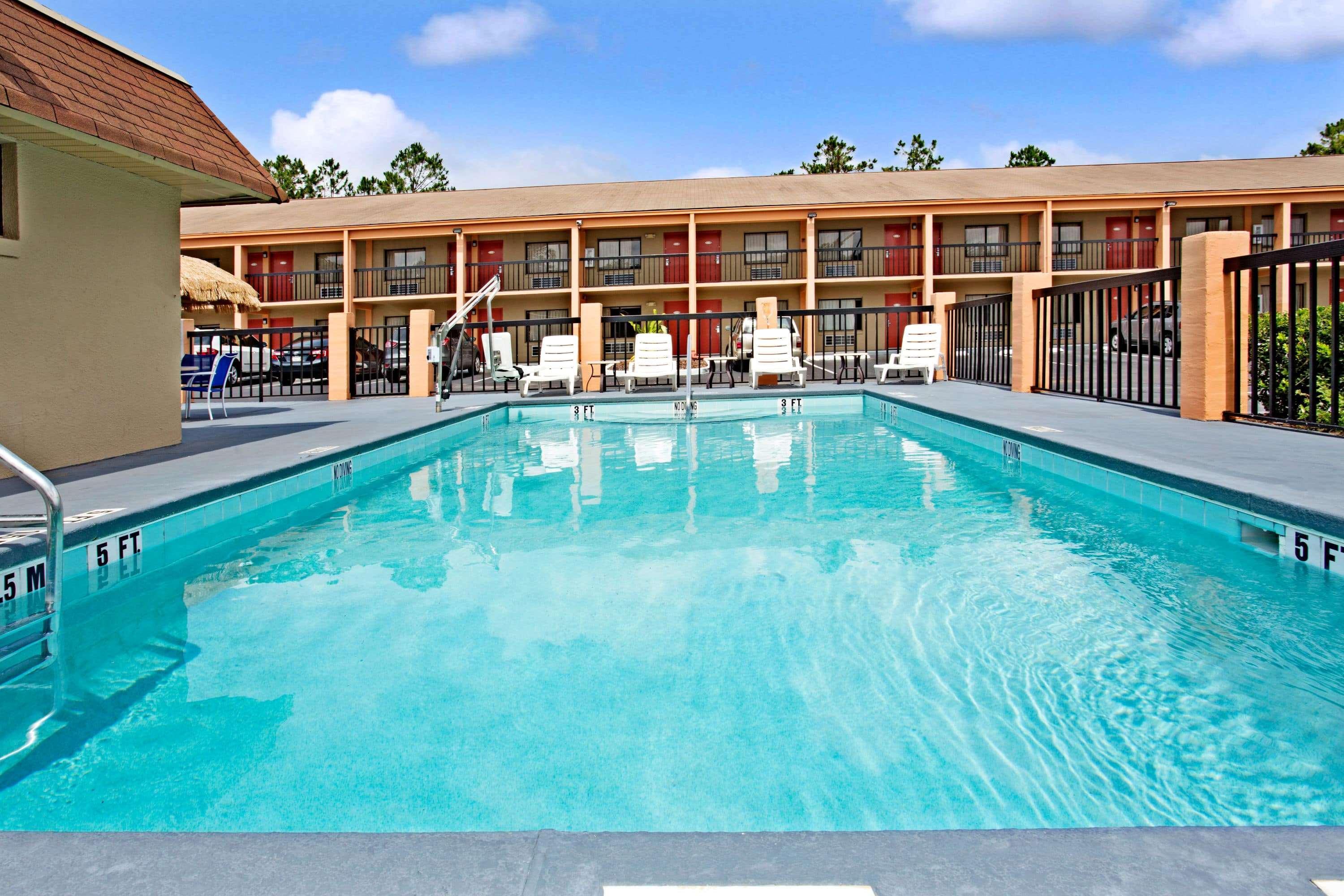 Hotel Super 8 by Wyndham Kissimmee/Maingate/Orlando Area Celebration Exterior foto