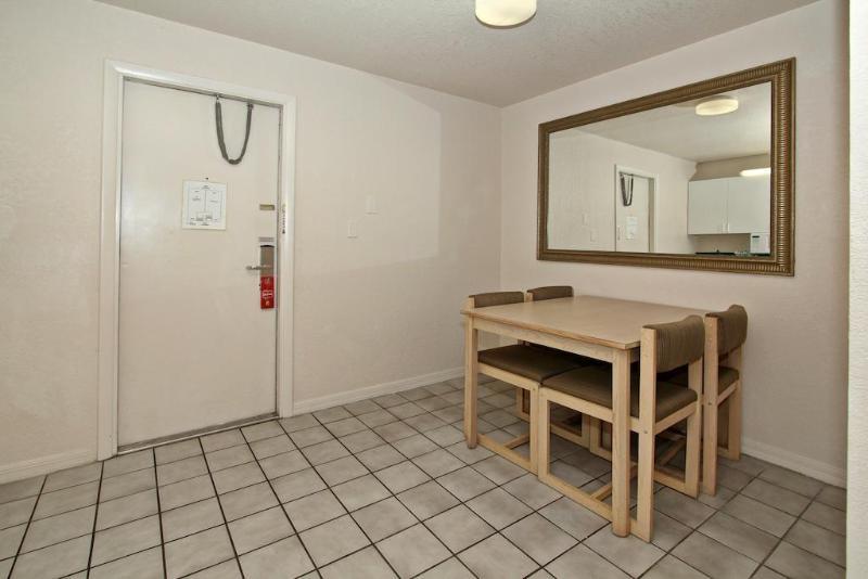 Hotel Super 8 by Wyndham Kissimmee/Maingate/Orlando Area Celebration Exterior foto