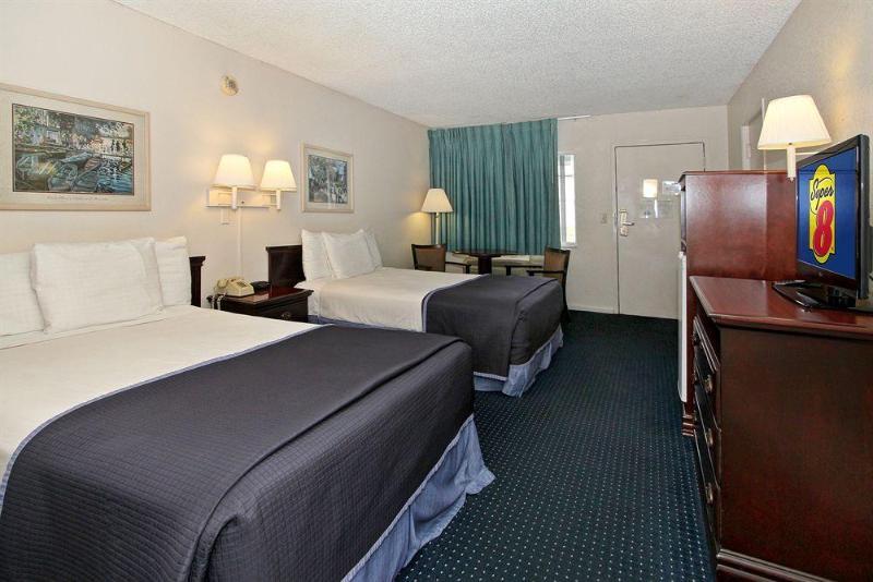 Hotel Super 8 by Wyndham Kissimmee/Maingate/Orlando Area Celebration Exterior foto