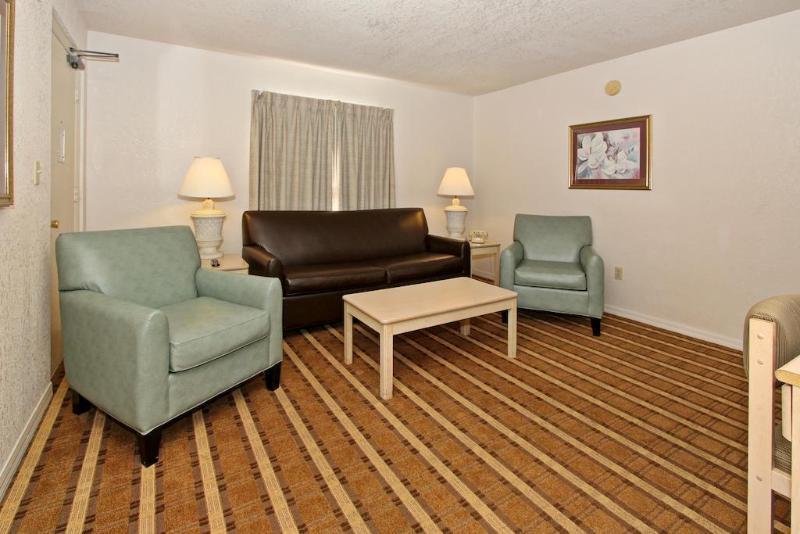 Hotel Super 8 by Wyndham Kissimmee/Maingate/Orlando Area Celebration Exterior foto